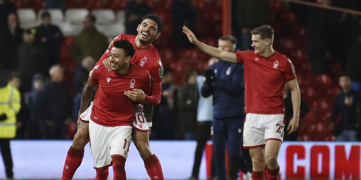 2-0: Lodi y Lingard eliminan al Tottenham