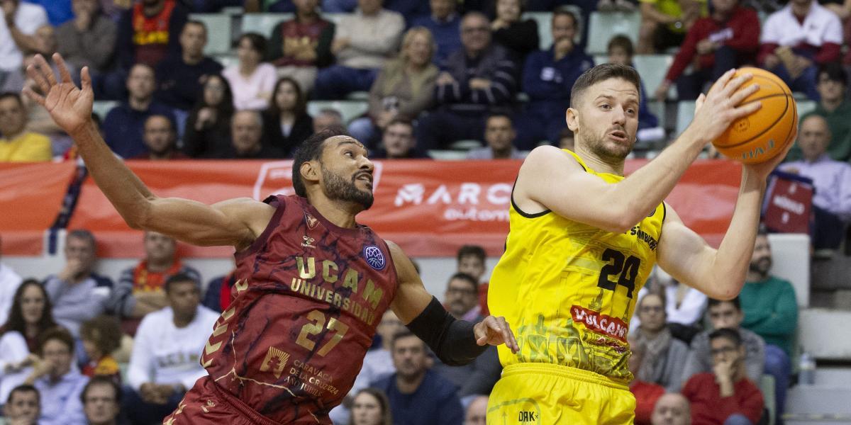 81-74: El UCAM gana y atrapa al Estrasburgo en el liderato de grupo