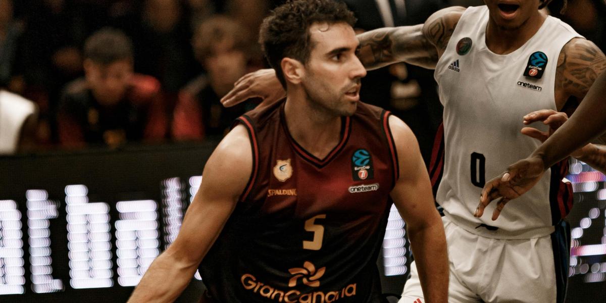 81-89: El Gran Canaria toma aire en París