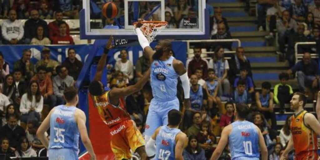 83-88: Dubljevic y una antideportiva cambian el decorado en el Pazo