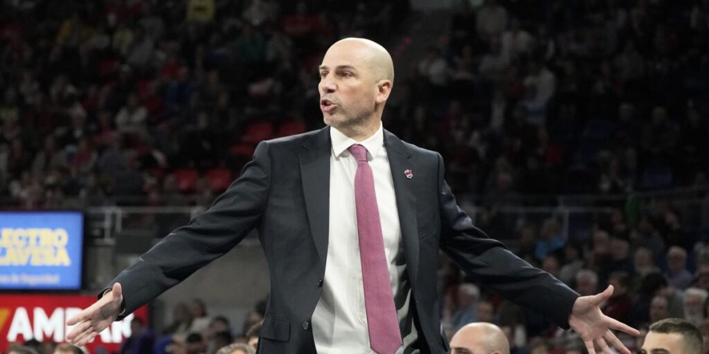 98-83: La segunda parte condena al Baskonia en Atenas