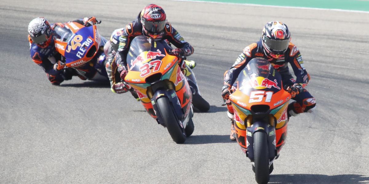 Acosta precede a Fernández y se aleja Ogura