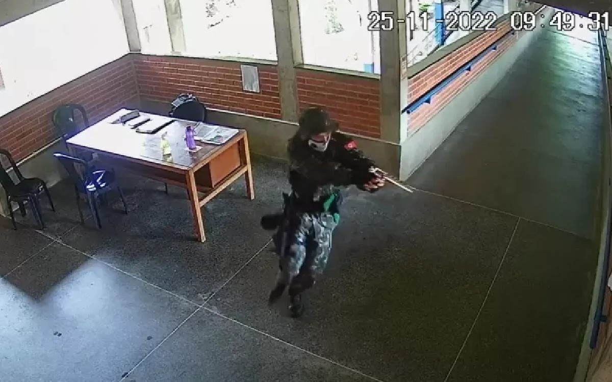 Al menos tres muertos en tiroteos a dos escuelas en Brasil | Video