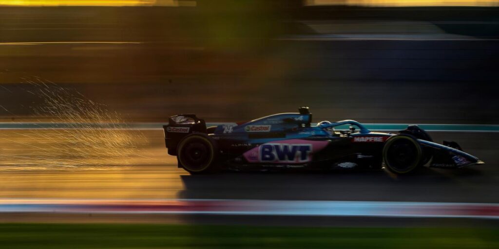 Alonso, abandono por otra avería en su última carrera con Alpine