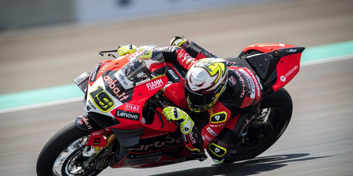 Álvaro Bautista, segundo campeón del mundo español de Superbikes