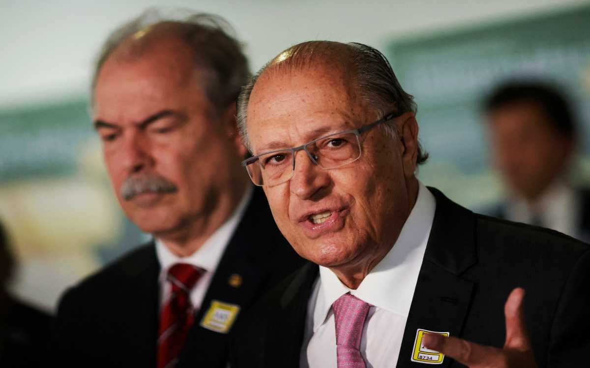 Arranca la transición en Brasil con reunión clave