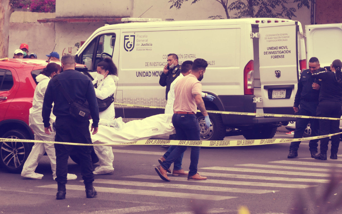 Asesinan con arma de fuego a dos mujeres en Álvaro Obregón, una tenía 14 años