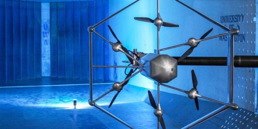 Así es el dron de reparto que Amazon empezará a utilizar en 2024