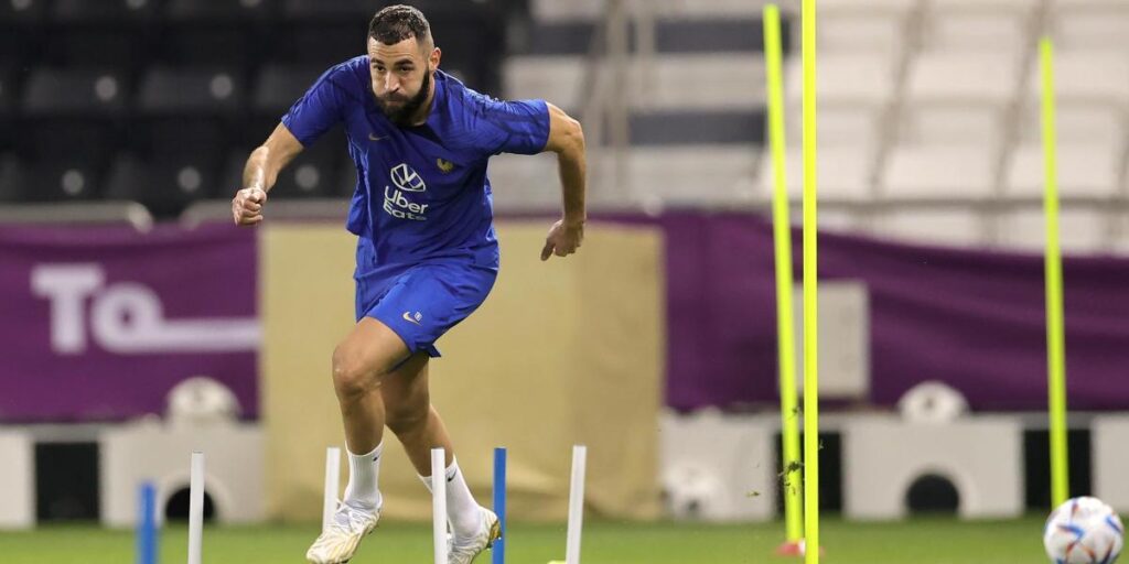 Benzema se ejercita al margen del grupo