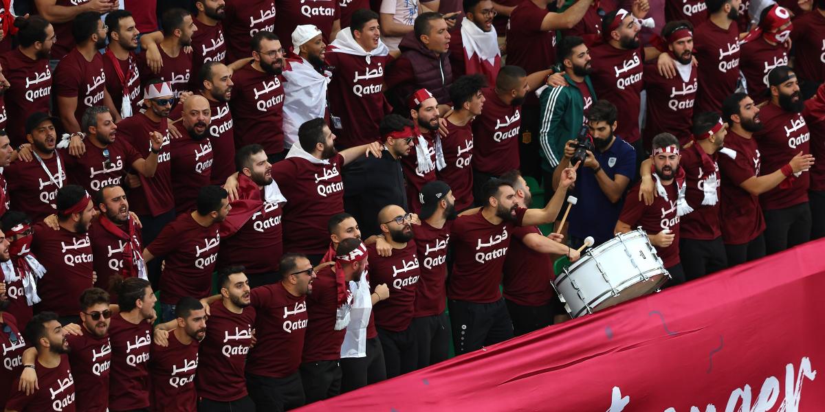 Bochorno: Qatar pagó para 'fichar' hinchas