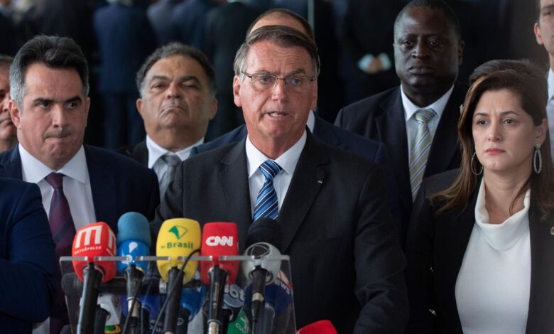 Bolsonaro evita hablar de la derrota pero abre la puerta del traspaso de poder en Brasil