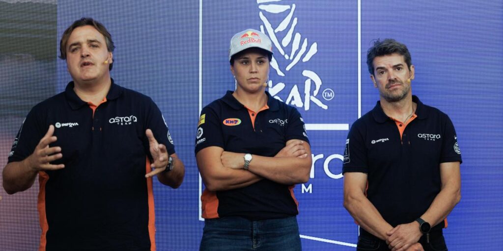 Carlos Checa y Laia Sanz impulsan al Astara hacía su Dakar más sostenible