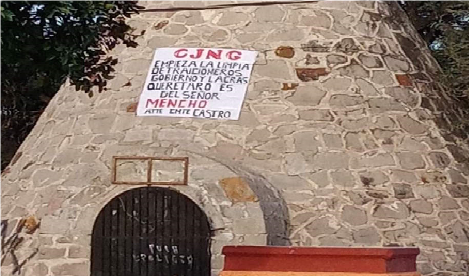 Cárteles y delincuencia organizada entran a Querétaro, rafaguean modulo de policía y aparecen narcomantas