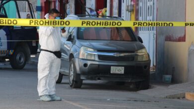 Dejan hielera con una cabeza de cerdo afuera de presunta casa de policía en Irapuato