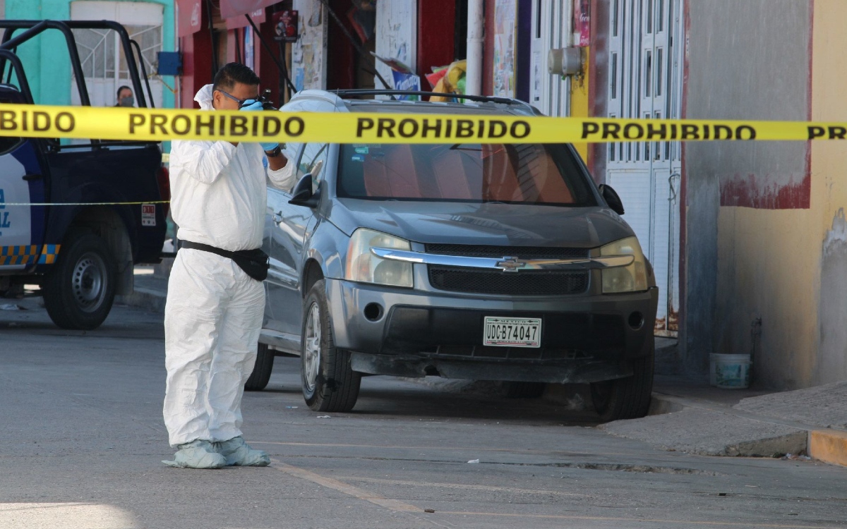 Dejan hielera con una cabeza de cerdo afuera de presunta casa de policía en Irapuato