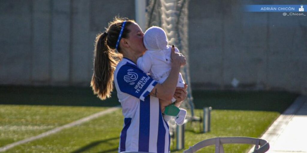 Diana González marca dos 'hat tricks' después de ser mamá