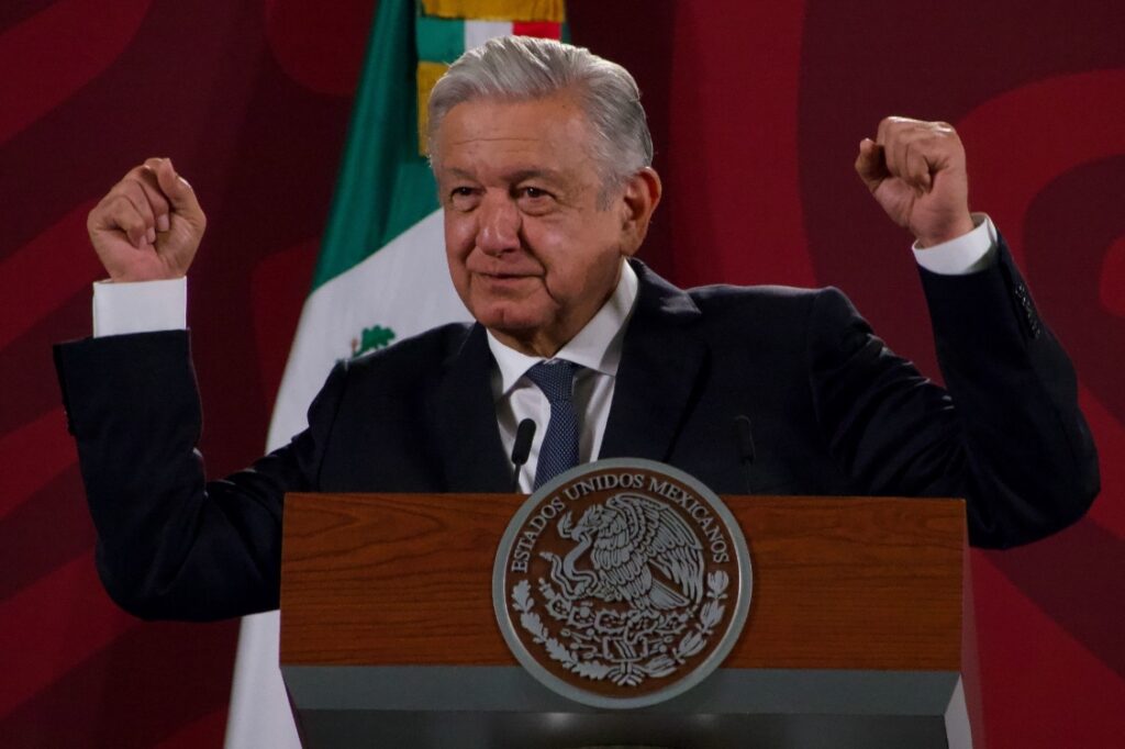 'Dios quiere que nos vaya bien', dice AMLO al hablar de desempeño económico del país