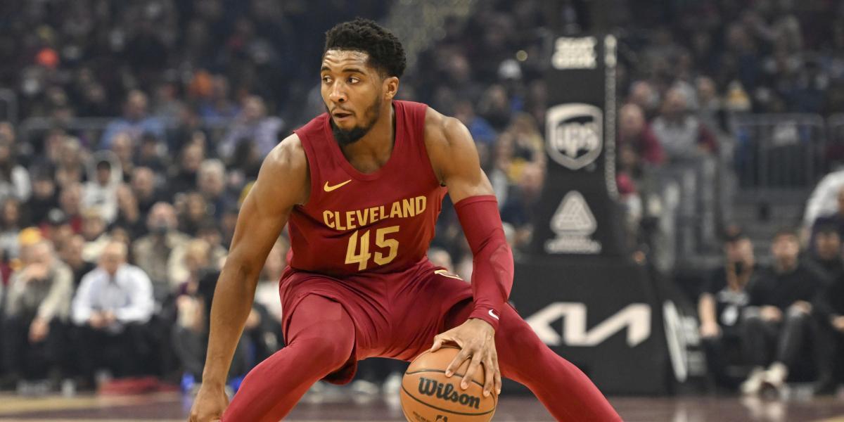 Donovan Mitchell paga la cena