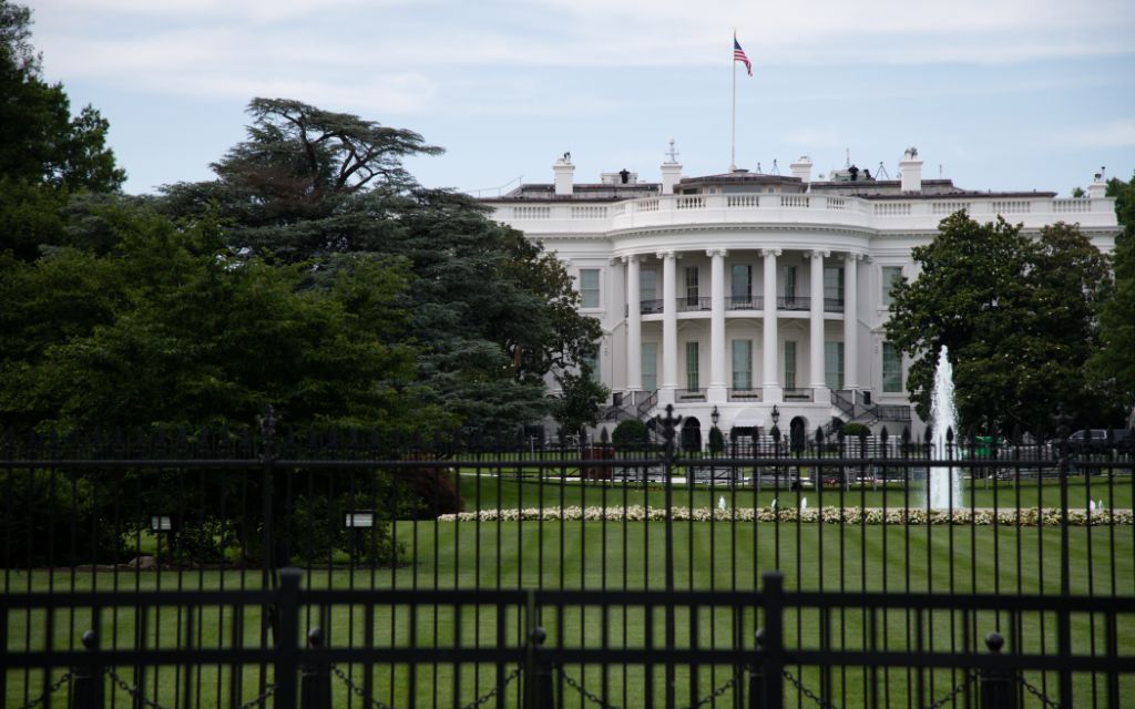 EU no está en recesión, datos son sólidos: Casa Blanca