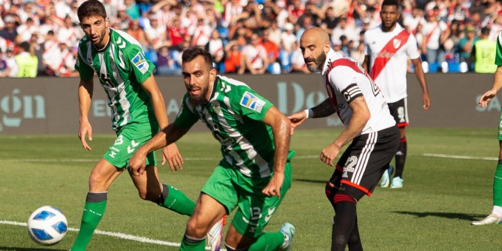 El Betis, mero comparsa en la fiesta de despedida de Marcelo Gallardo