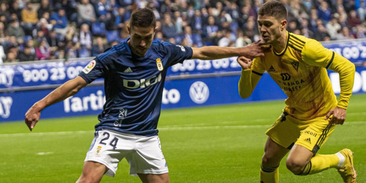 El Oviedo de Cervera crece en el Carlos Tartiere