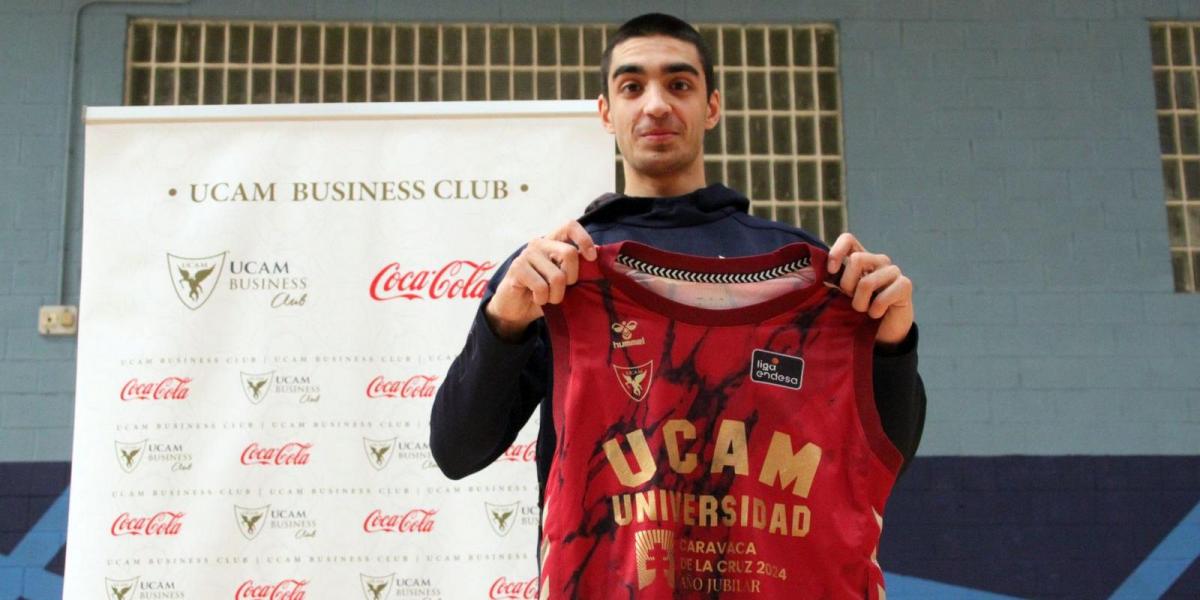 El base Rati Andronikashvili, presentado por el UCAM Murcia