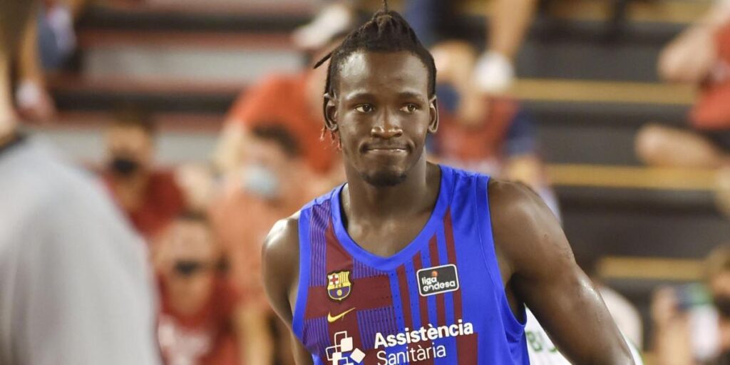 El canterano del Barça Ibou Badji firma por los Blazers
