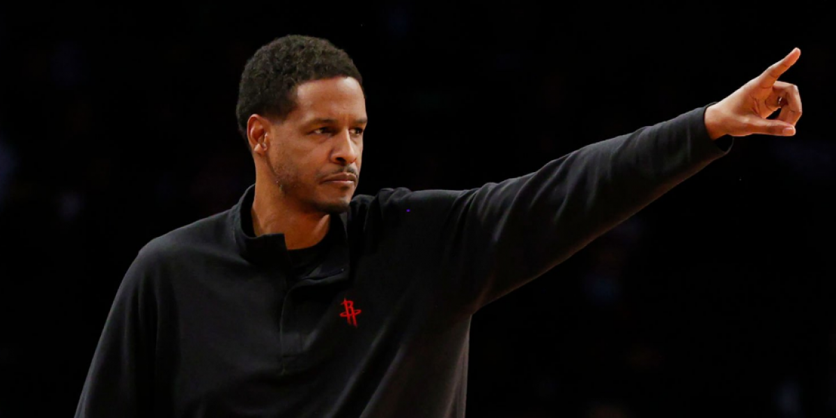 El entrenador de los Rockets, emocionado con Garuba: "Veo similitudes entre él y Draymond Green"