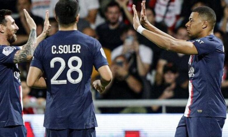El involuntario (o no) dardo de Mbappé a Carlos Soler