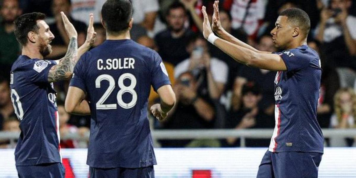 El involuntario (o no) dardo de Mbappé a Carlos Soler