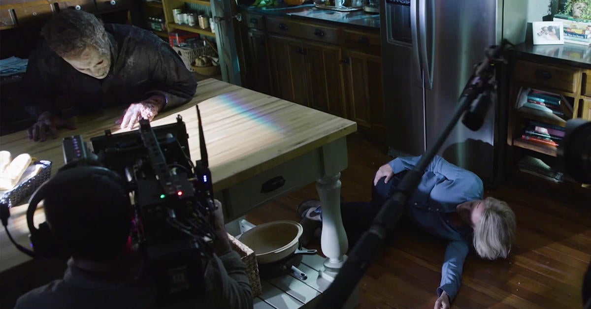 El largometraje de Halloween Termina analiza la pelea final de Laurie Strode y Michael Myers (Exclusivo)