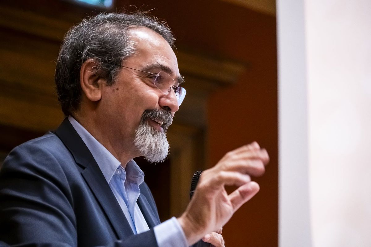 El opositor iraní Mehran Mostafadi: “Los iraníes no quieren reformas, sino un cambio de régimen. Hay que derrocar la dictadura”