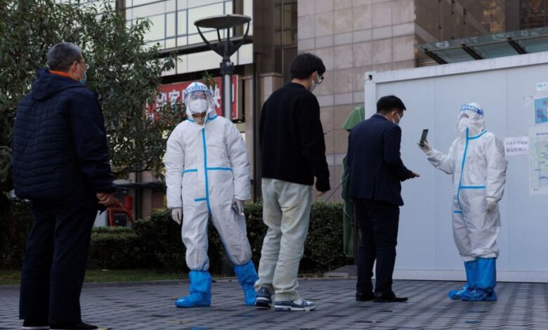 El regreso del Covid-19 en China; casos se disparan 22% en un día