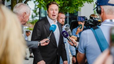 Elon Musk dice que aplicará una 'amnistía' a las cuentas suspendidas de Twitter