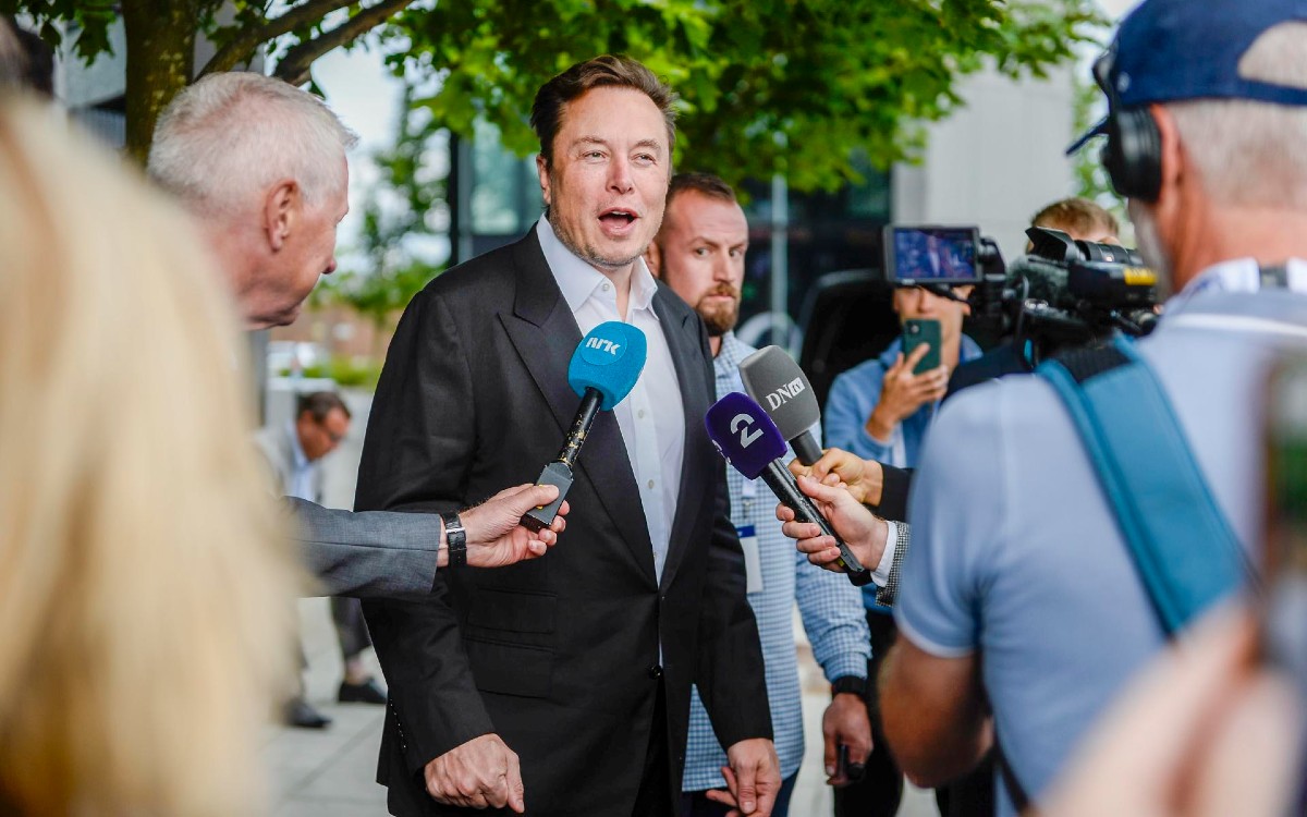 Elon Musk dice que aplicará una ‘amnistía’ a las cuentas suspendidas de Twitter