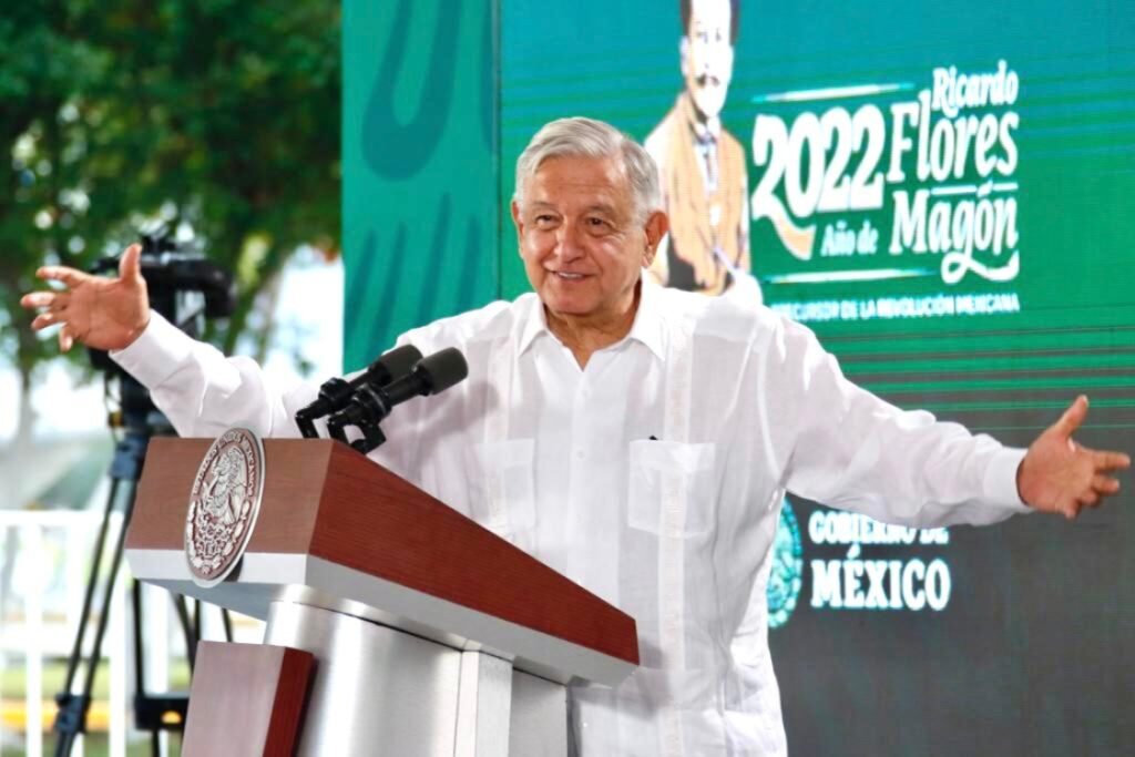 En marcha del INE hubo muchos reportes de robo de carteras: AMLO