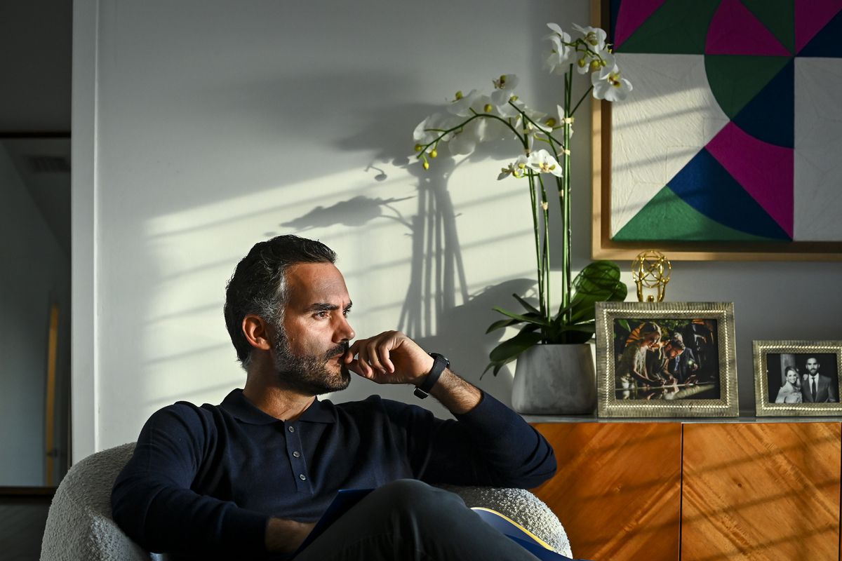 Enrique Acevedo: “El periodismo en México tiende a ser oficialista. Me gustaría escuchar más a las personas afectadas por las decisiones oficiales”