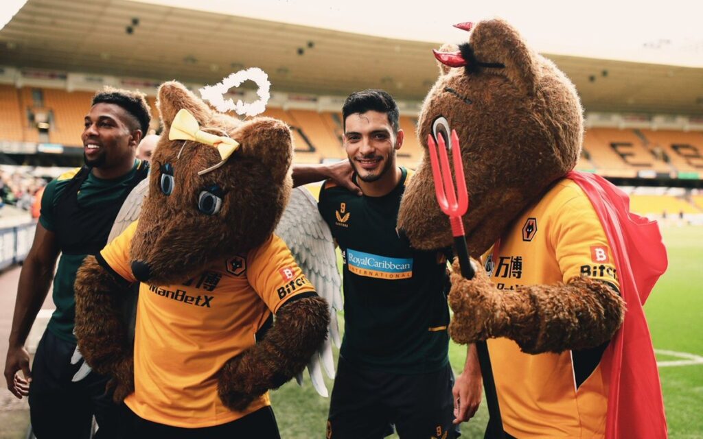 Entrena a todo vapor el 'Lobo de Tepeji' con los Wolves | Tuit