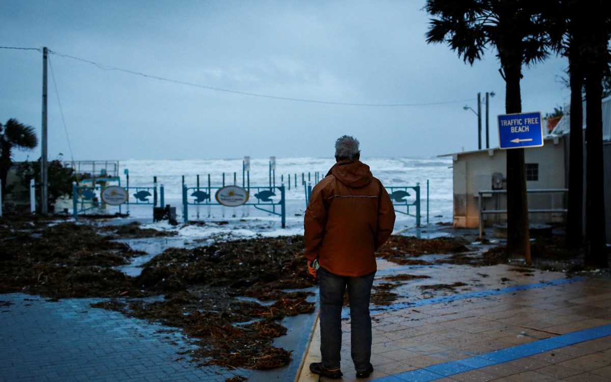 Estados Unidos declara emergencia en Florida por paso de huracán 'Nicole'