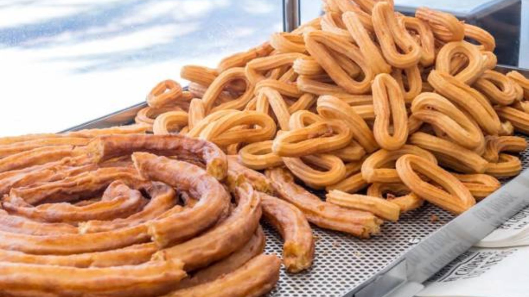 Estas son las diferencias entre el churro y la porra