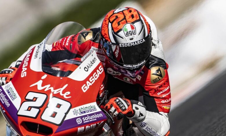 Estreno por todo lo alto de Izan Guevara con la Kalex de Moto2