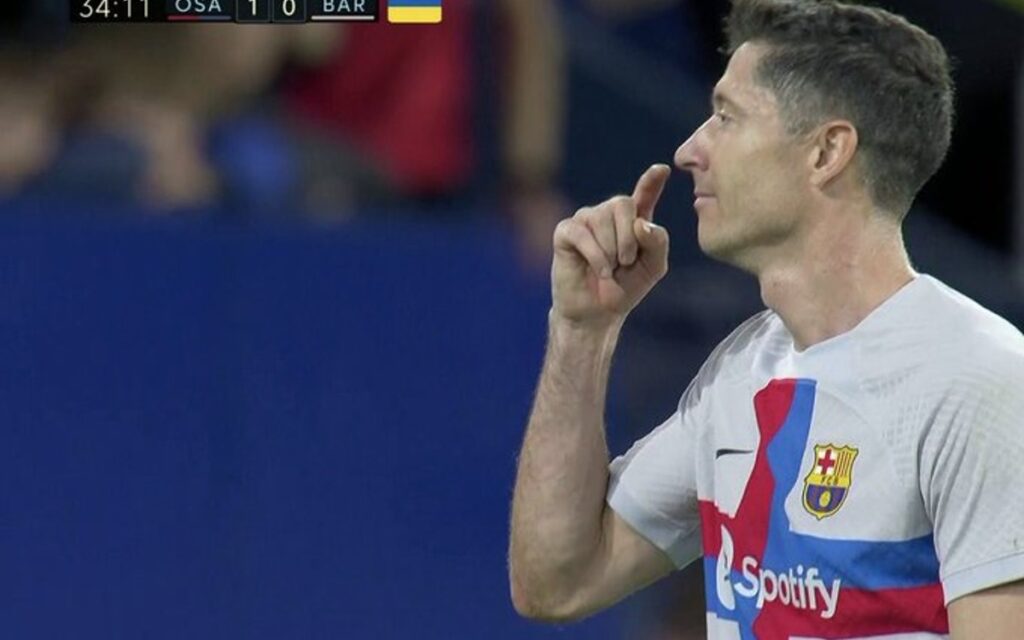 Explica Robert Lewandowski su extraño gesto nasal | Video