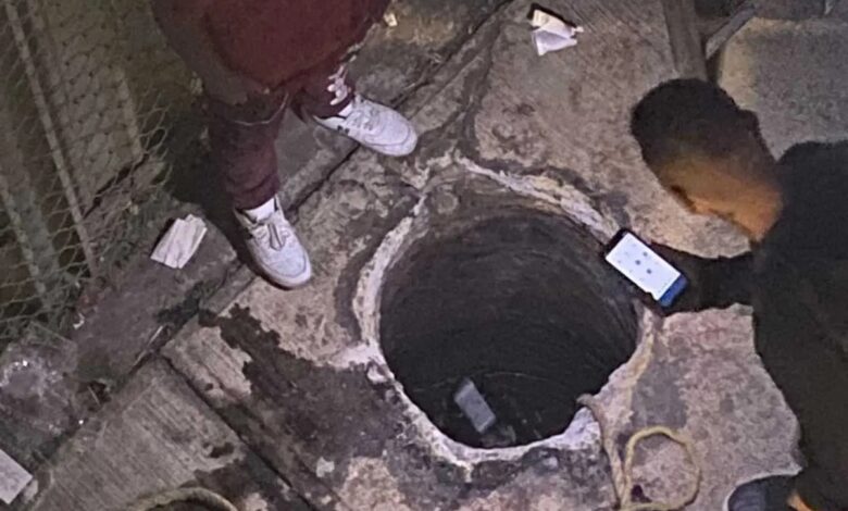 Fiscalía CDMX investiga muerte de hermanas tras caer en coladera cuando iban al concierto de Zoé
