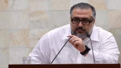 Fiscalía de Oaxaca analiza consignar a ocho notarios vinculados con el 'cártel del despojo'