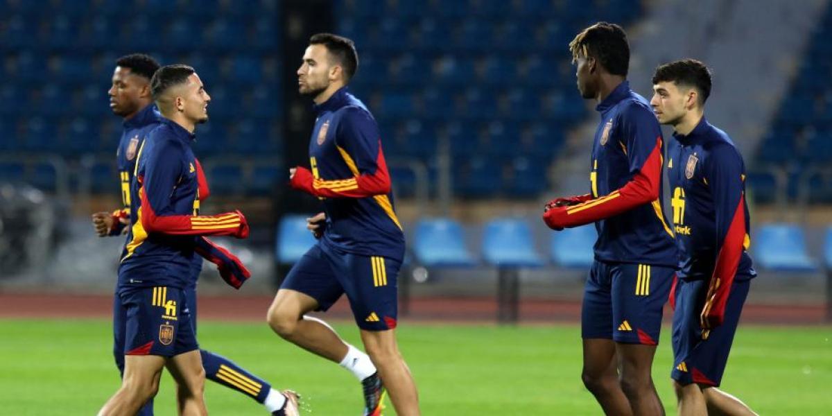 Gran expectación en el entrenamiento previo al partido ante Jordania