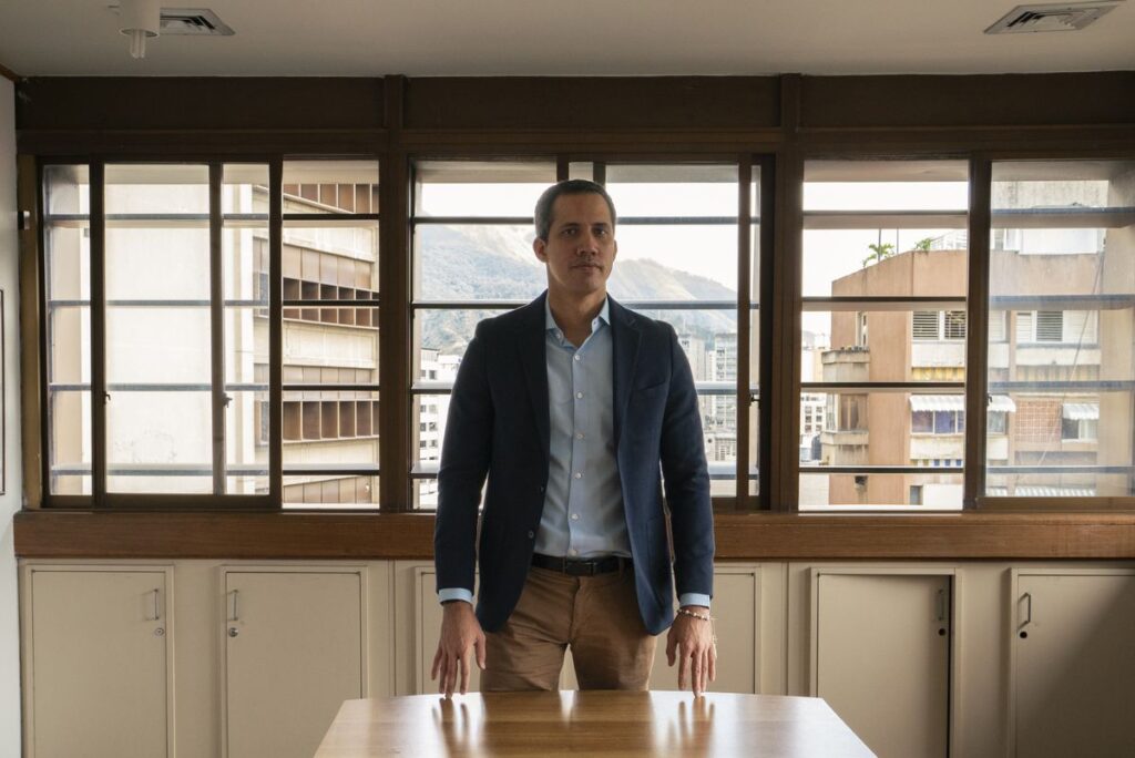 Guaidó: “No sé si Maduro engaña a Petro o es al revés, honestamente”