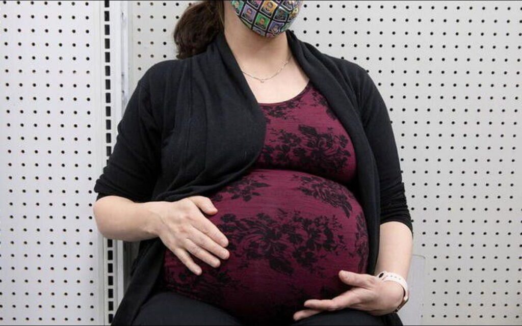 Hombre donó irregularmente esperma en internet y engendró más de 80 niños