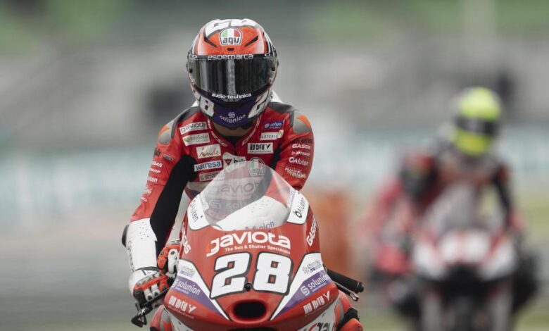 Izan Guevara comienza ejerciendo de "campeón"