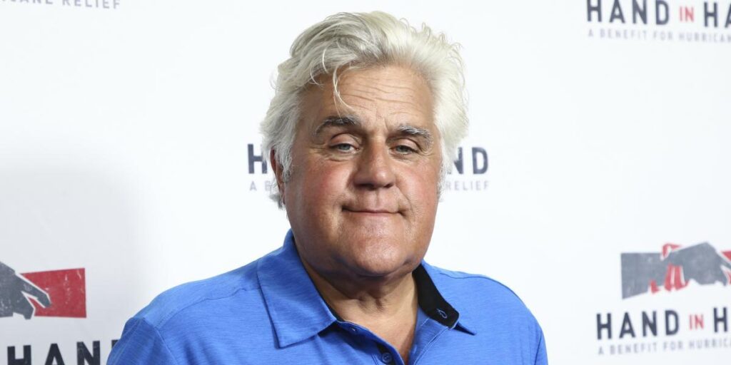 Jay Leno sufre quemaduras graves tras incendiarse uno de sus coches