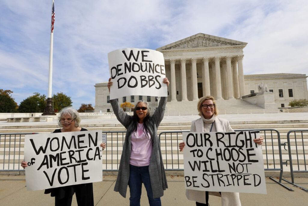 La ‘ola roja’ que no llegó y otras claves de las elecciones legislativas de EE UU